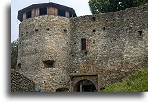 Second Gate::Hukvaldy Castle, Czechia::