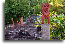 Tiki and Unu::Tahiti, French Polynesia::